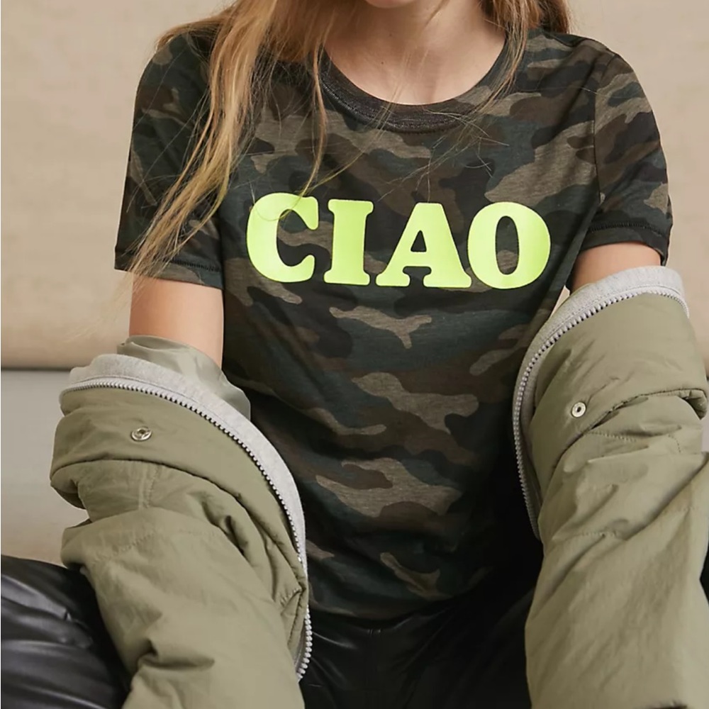 Anthropologie camo graphic t-shirt